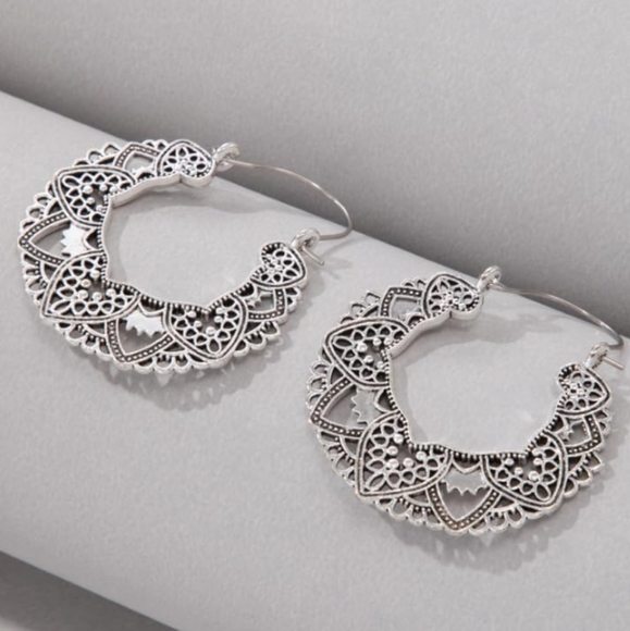 Ornate Silver Heart Filigree Statement Earrings Hoop Huggie Hoops New - Picture 5 of 8